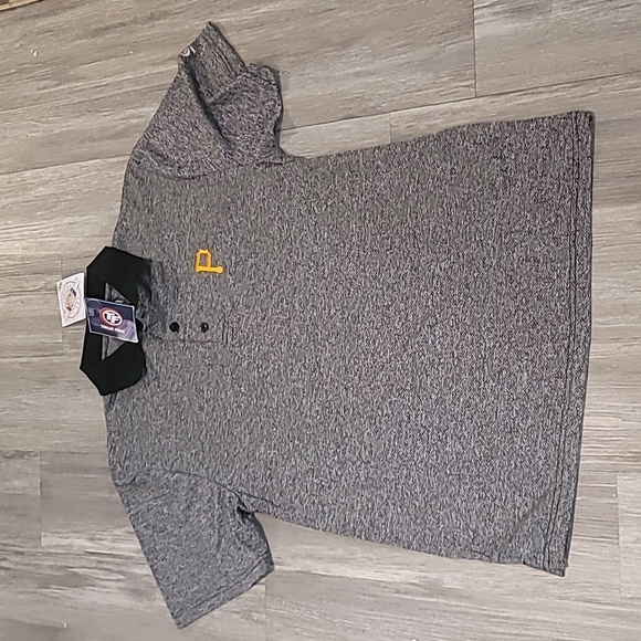 Genuine Merchandise Other - Mens Pirates Polo